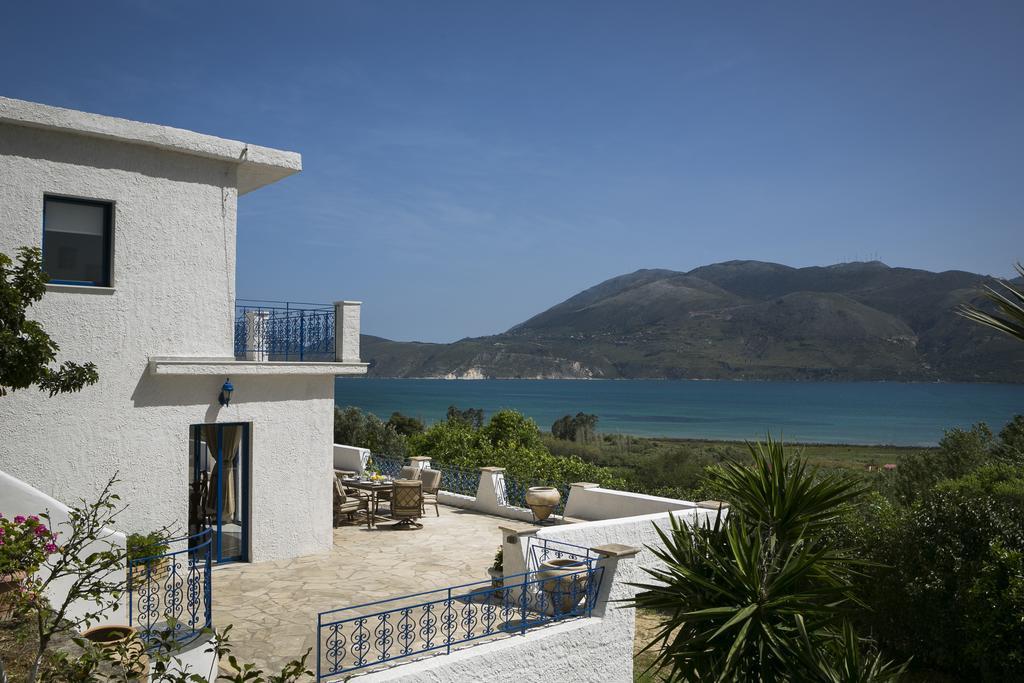 Villa Afrodite Mousata Exterior photo